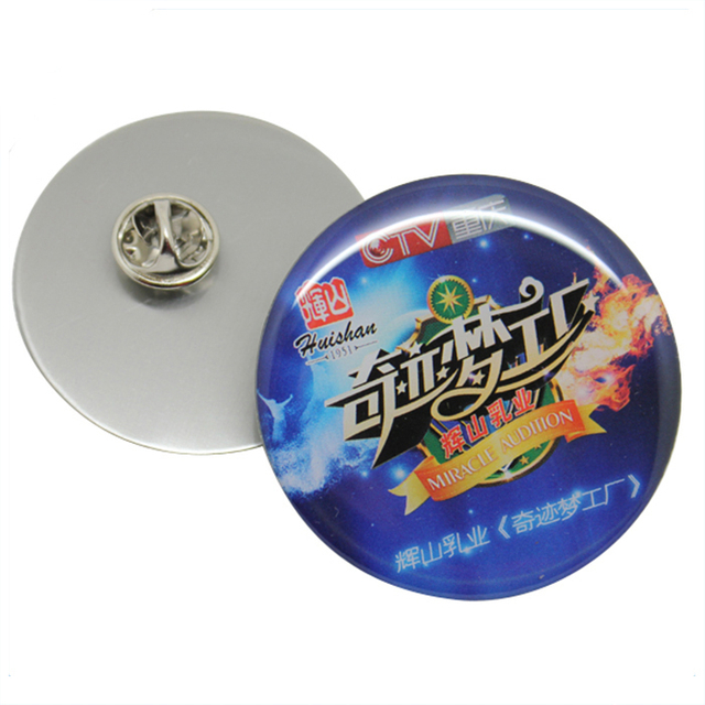 dostosowana przypinka do klapy z nadrukiem CMYK z żywicą epoksydową