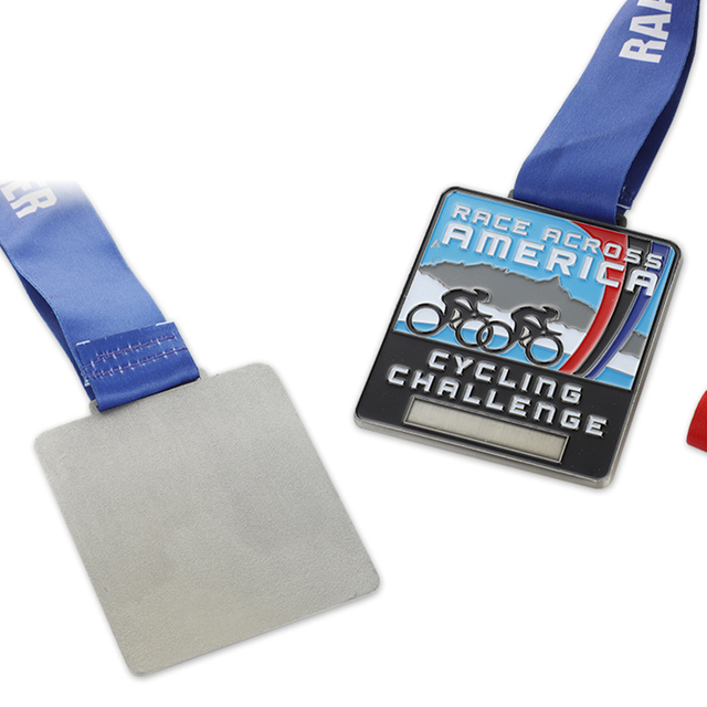 Złoty medal cudownej męskiej drużyny gimnastycznej w kolarstwie szosowym w kolarstwie szosowym w pobliżu mnie