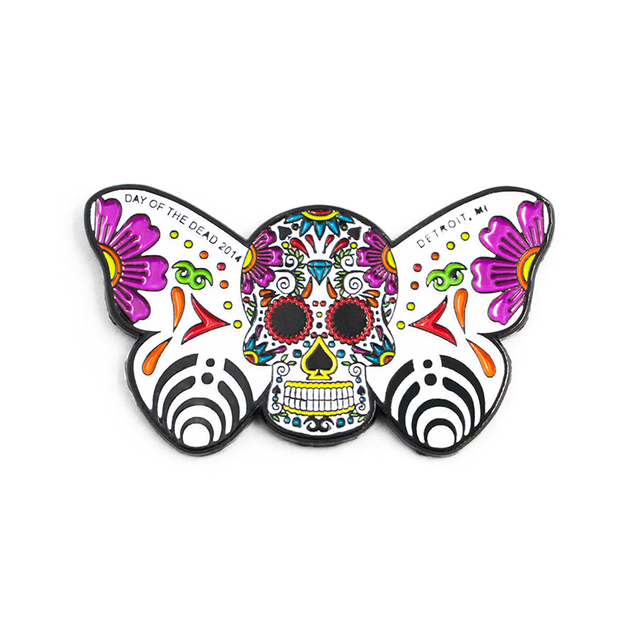 Brak minimalnej plakietki Niestandardowa przypinka do klapy z twardej emalii